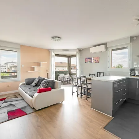 T3 - 2 Places De Parking - Balcon - Climatisation 아파트