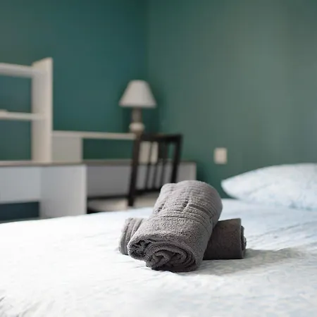 T3 - 2 Places De Parking - Balcon - Climatisation Apartamento