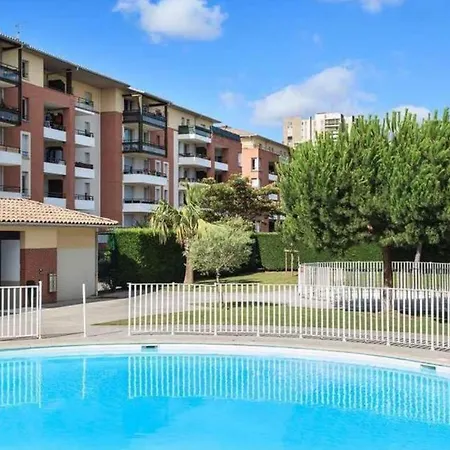 T3 - 2 Places De Parking - Balcon - Climatisation *