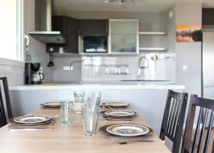 アパート T3 - 2 Places De Parking - Balcon - Climatisation *