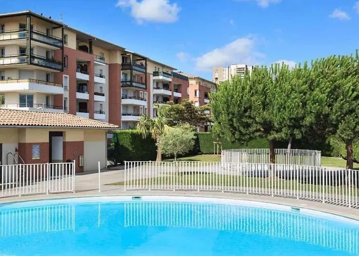 T3 - 2 Places De Parking - Balcon - Climatisation *